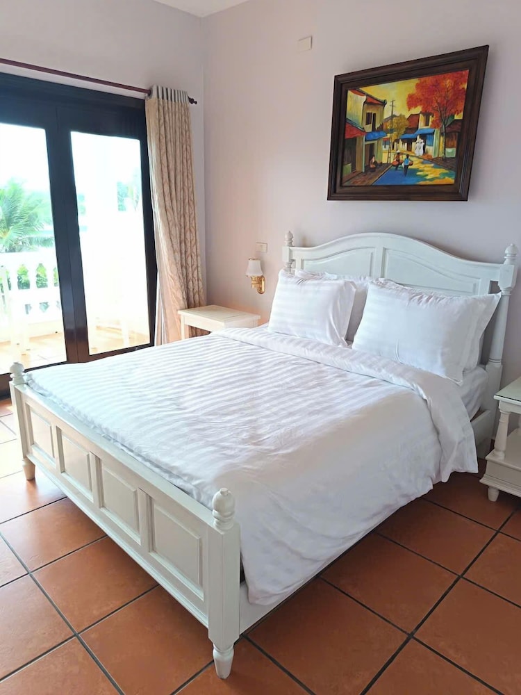 PREMIUM, SEA VIEW