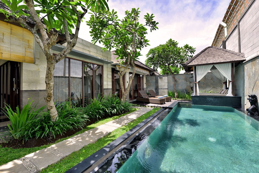 The Khayangan Dreams Seminyak 38/50