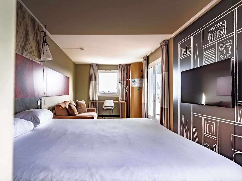 Ibis Toulon La Valette 28/71