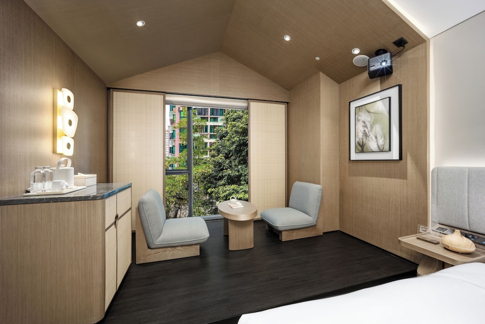 Borrman Hotel (Guangzhou Tianhe Sports Center Linhe West Metro Station) 47/56