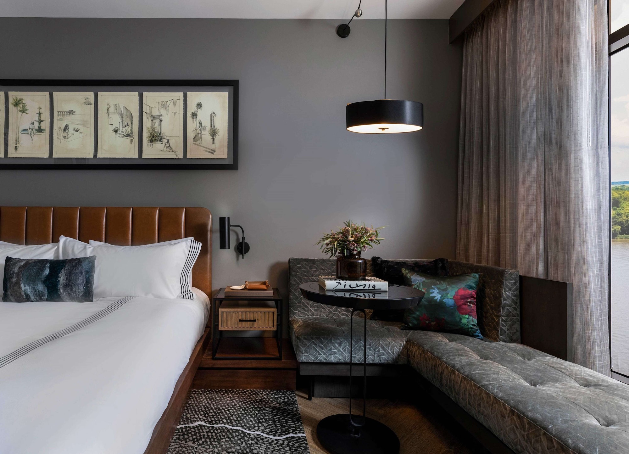 Room, 2 Queen Beds, Partial River View