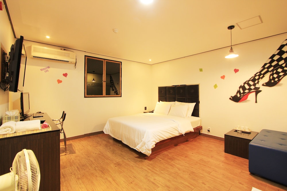 Chakan Hotel 18/62