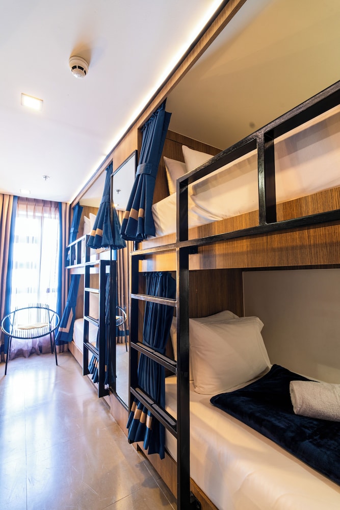 Unwnd Boutique Hotel Makati 41/63