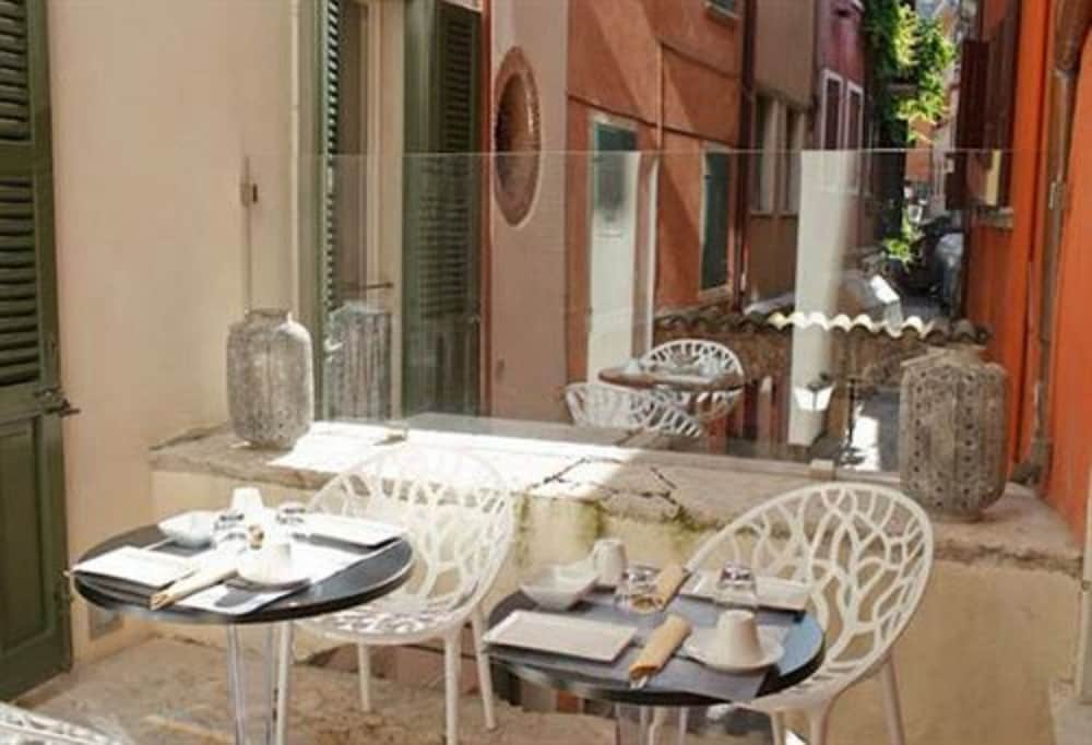 Hotel Remàt 34/43