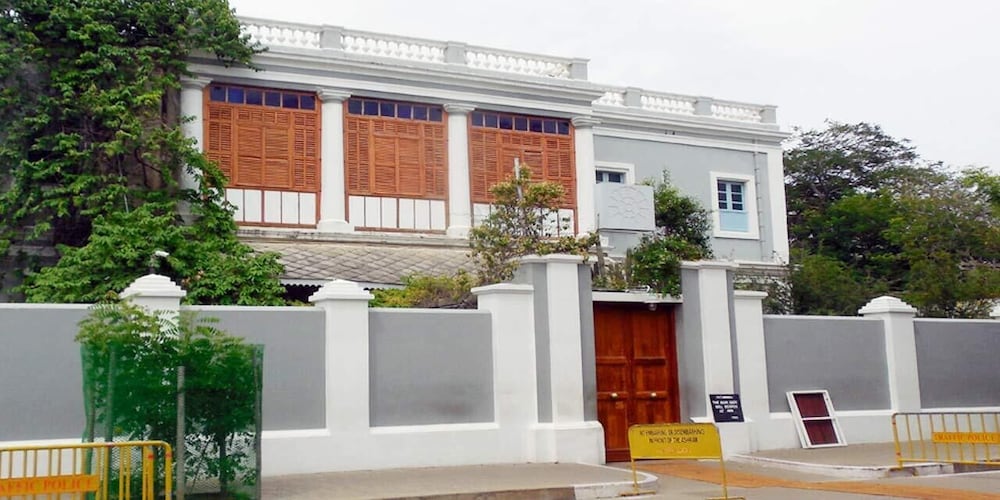 Hotel Surguru 5/60