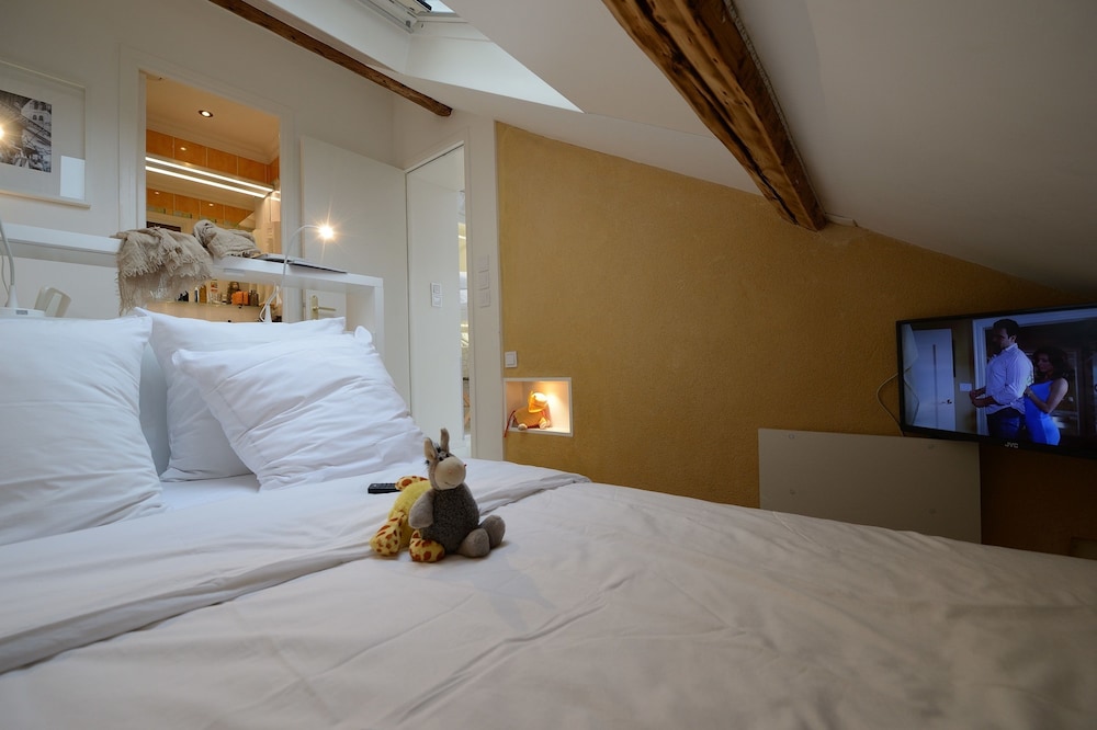 1 Bedroom, Love, Apartment, Double Bed, 2 Sofa