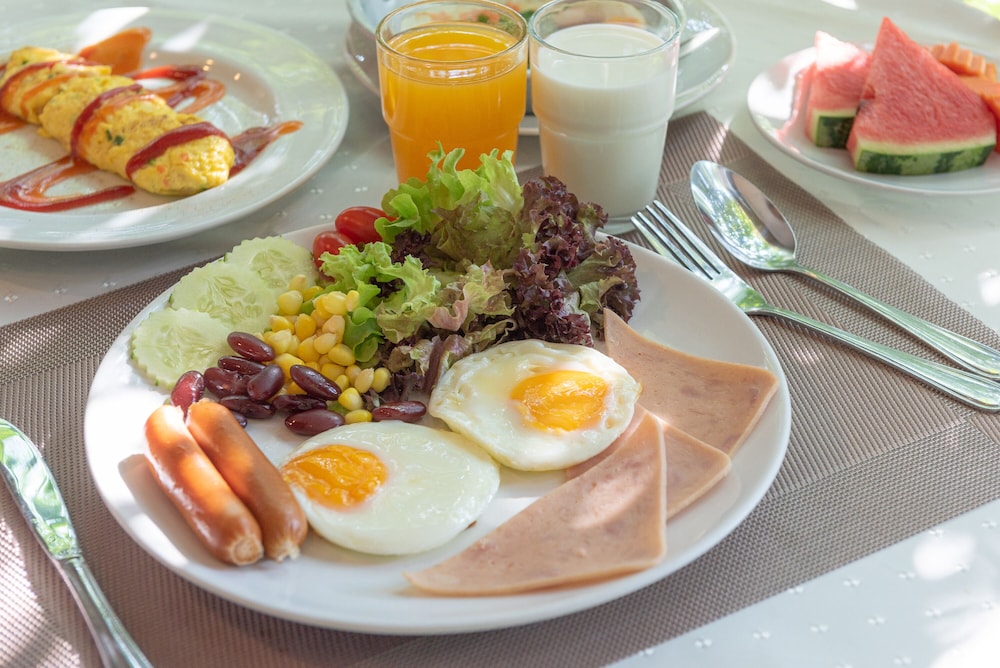 Nonthaburi Palace Hotel 53/66