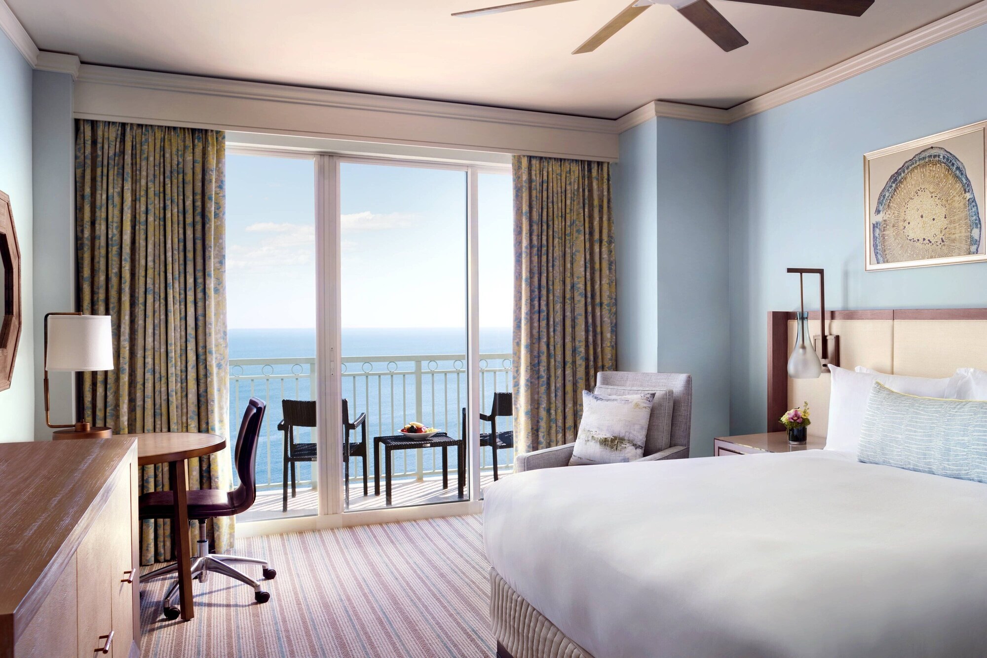 Room, King Bed, Ocean Front, Balcony، The Ritz Carlton Key Biscayne 6/10
