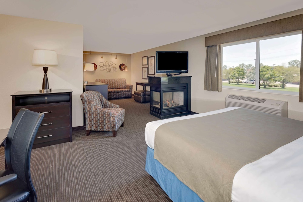 Baymont By Wyndham Owatonna 26/59