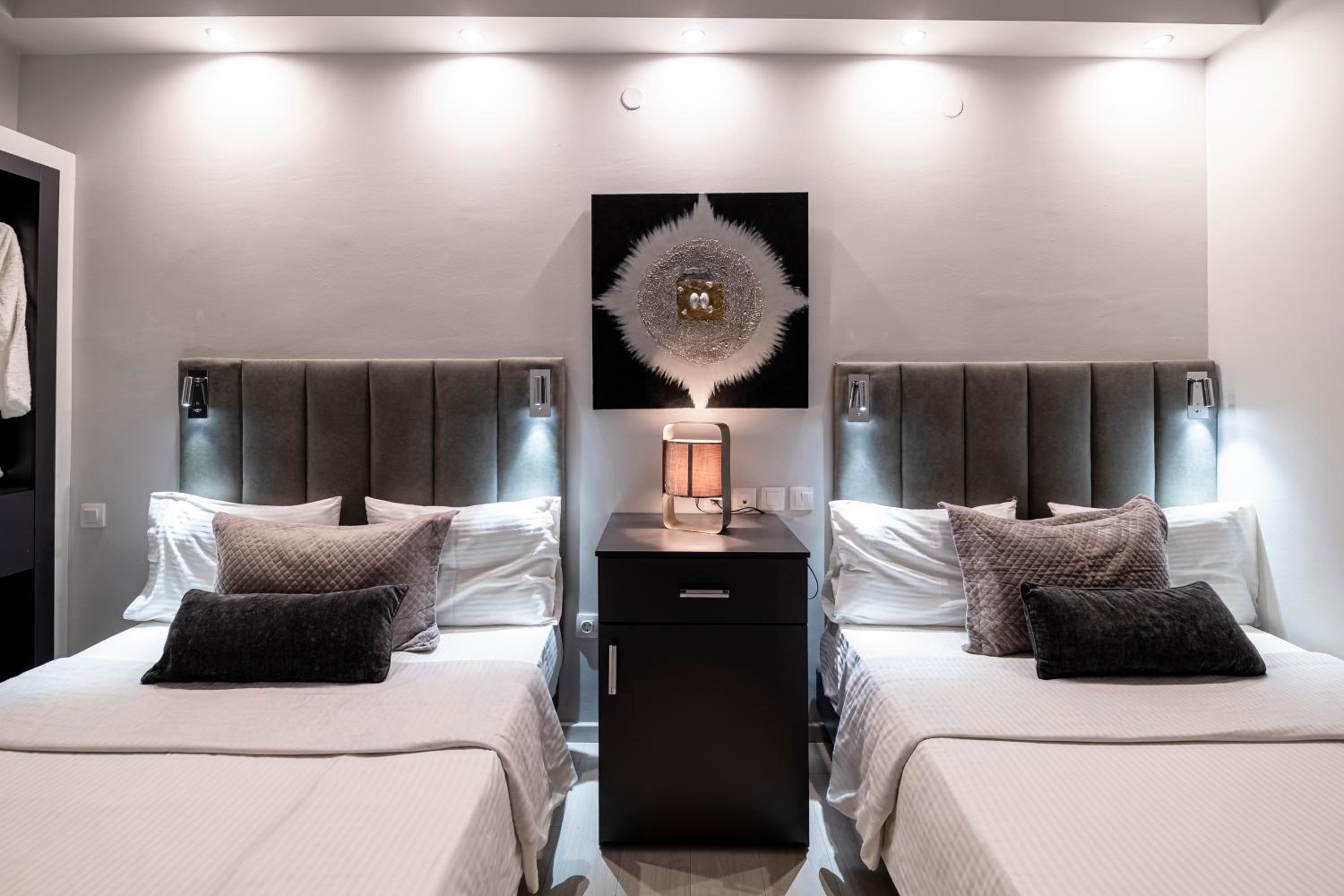 BEST WESTERN LINGOS HOTEL 34/55