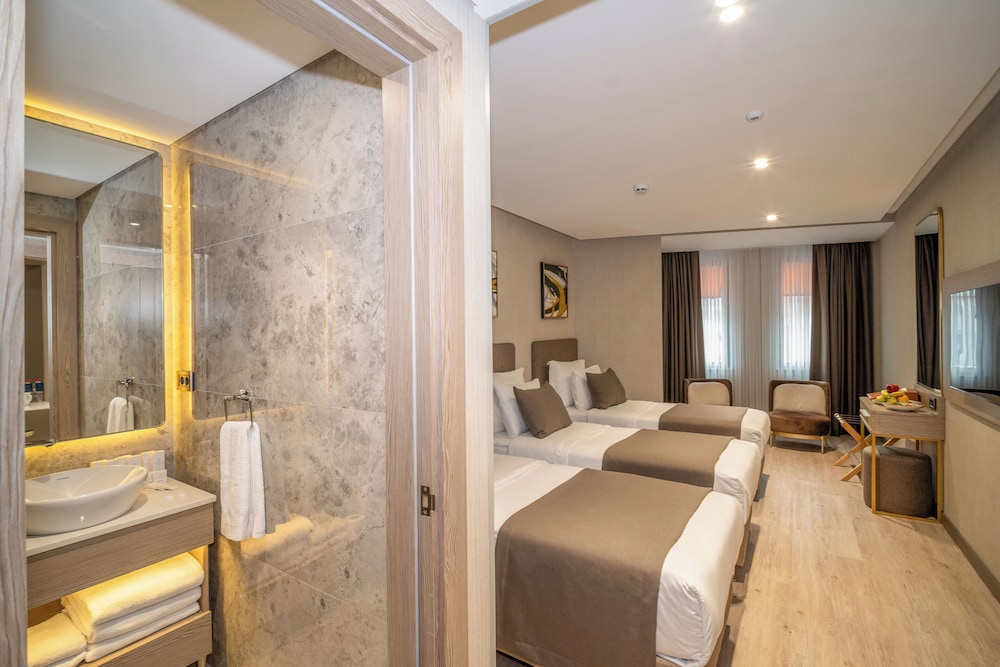 Rayelin Hotel Old Town 26/50