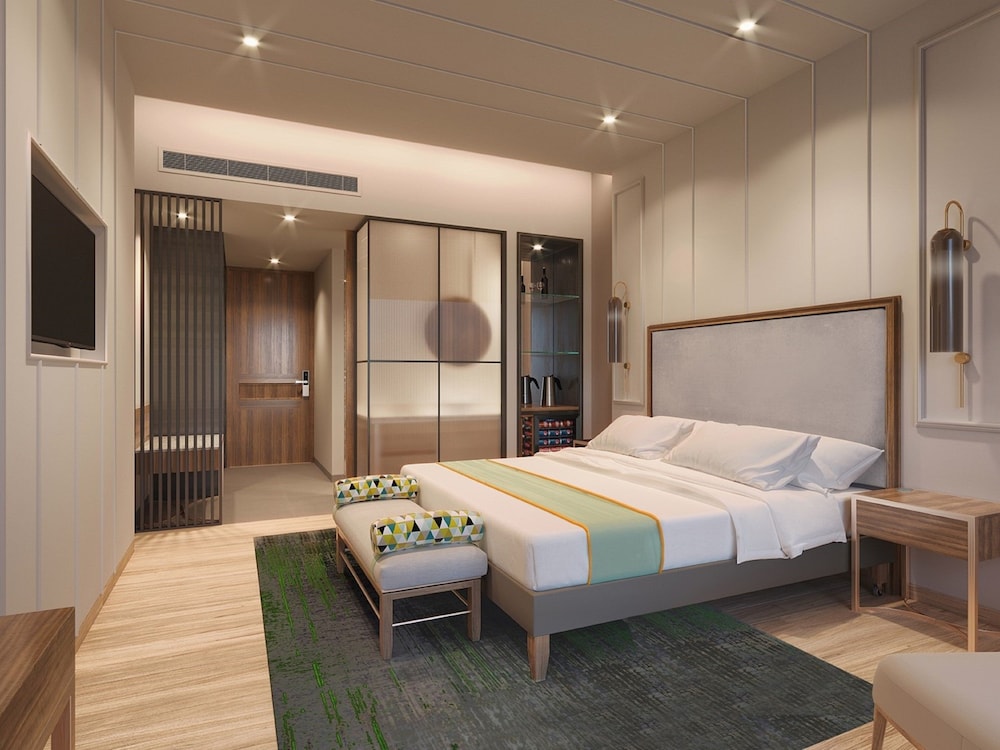 Holiday Inn Goa Candolim 36/75