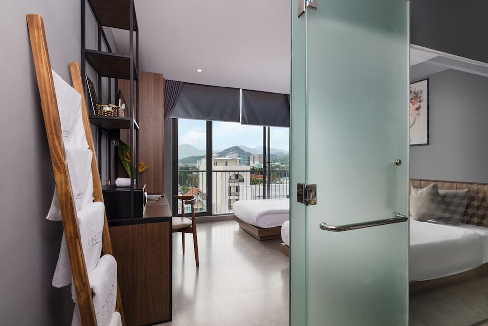 Marilyn Nha Trang Hotel 49/50