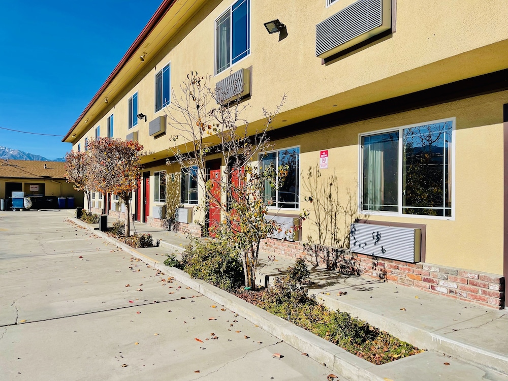 Quality Inn Bishop Near Mammoth 9/20