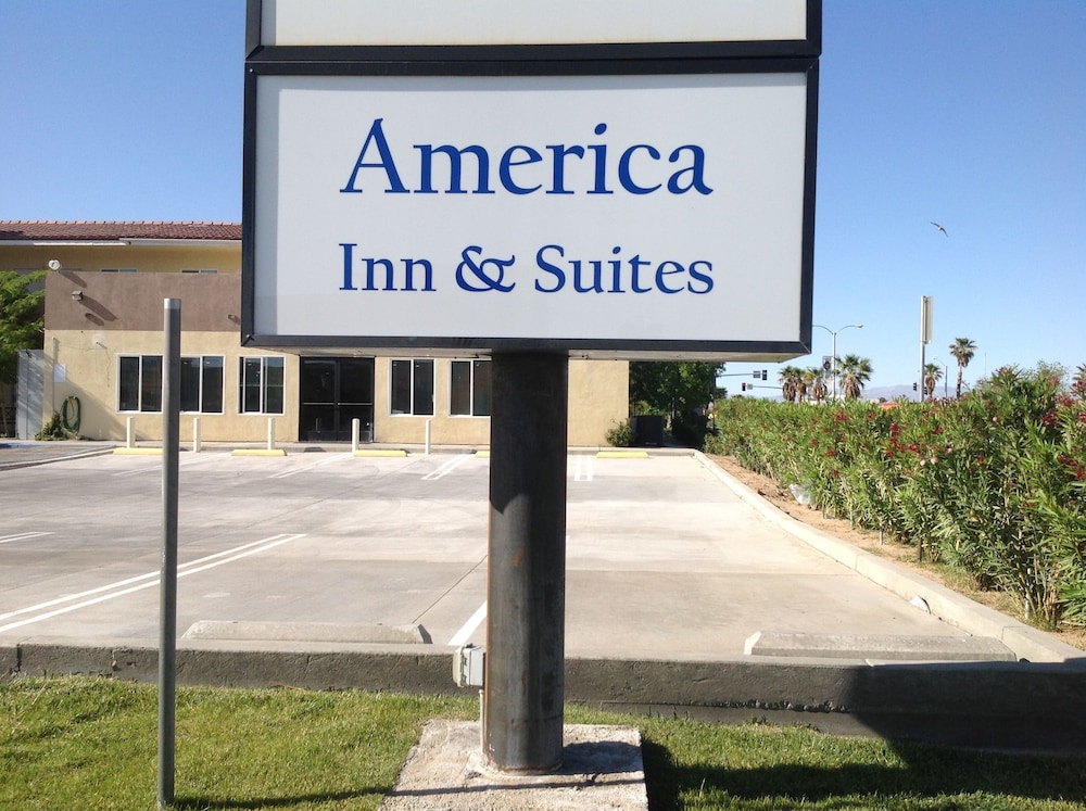 America Inn Suites 4/45