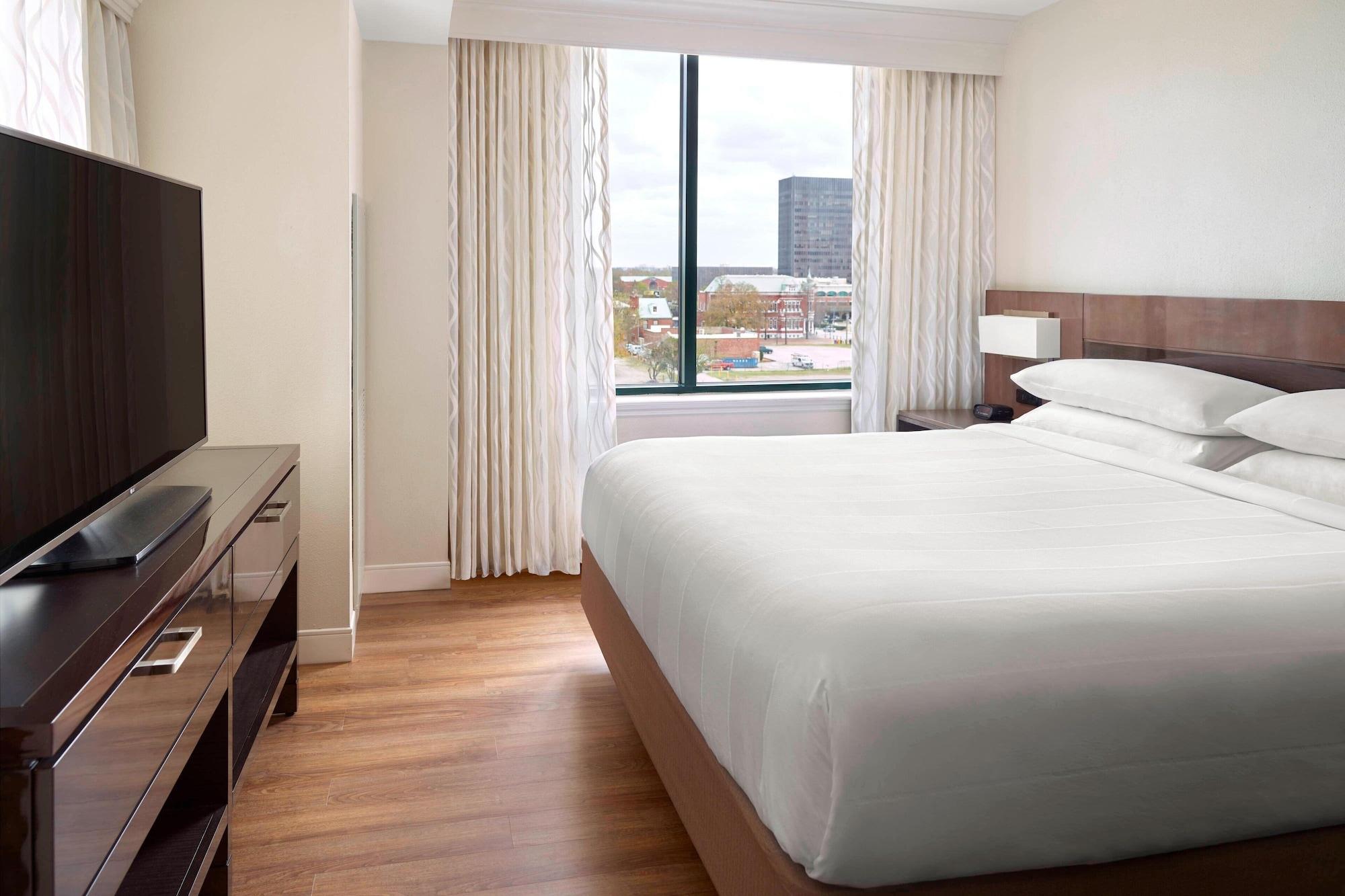 1 Bedroom, Tower, Suite, Accessible