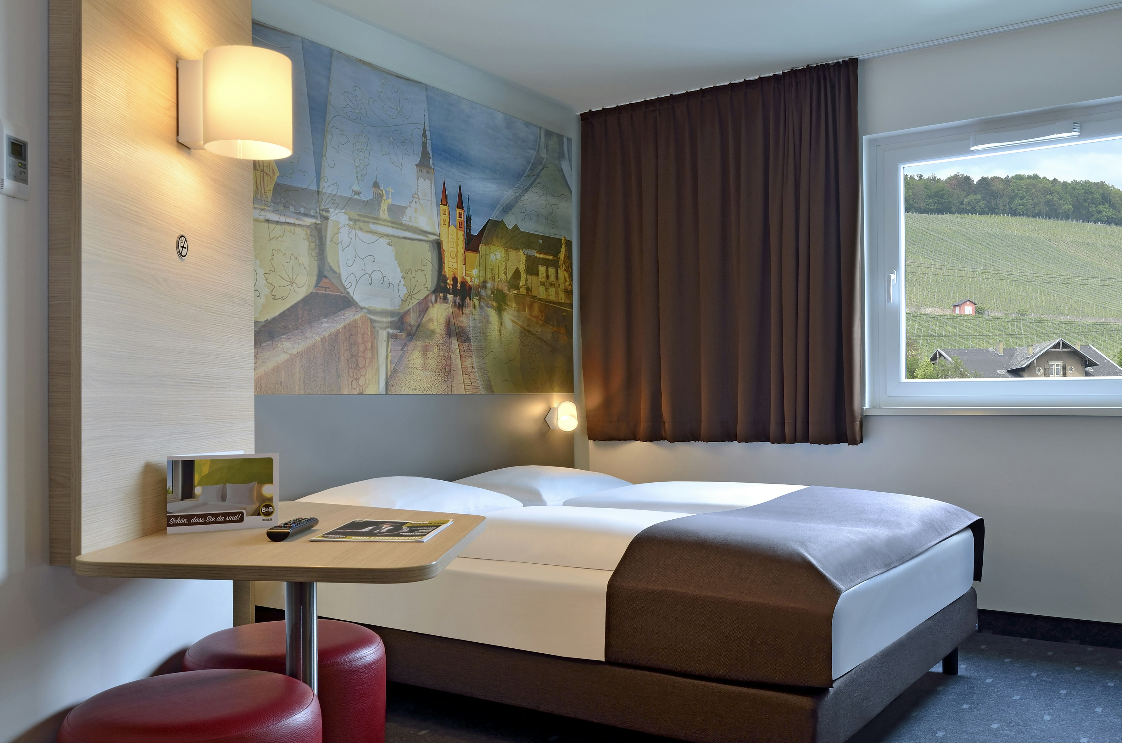 B&B Hotel Wurzburg 6/23