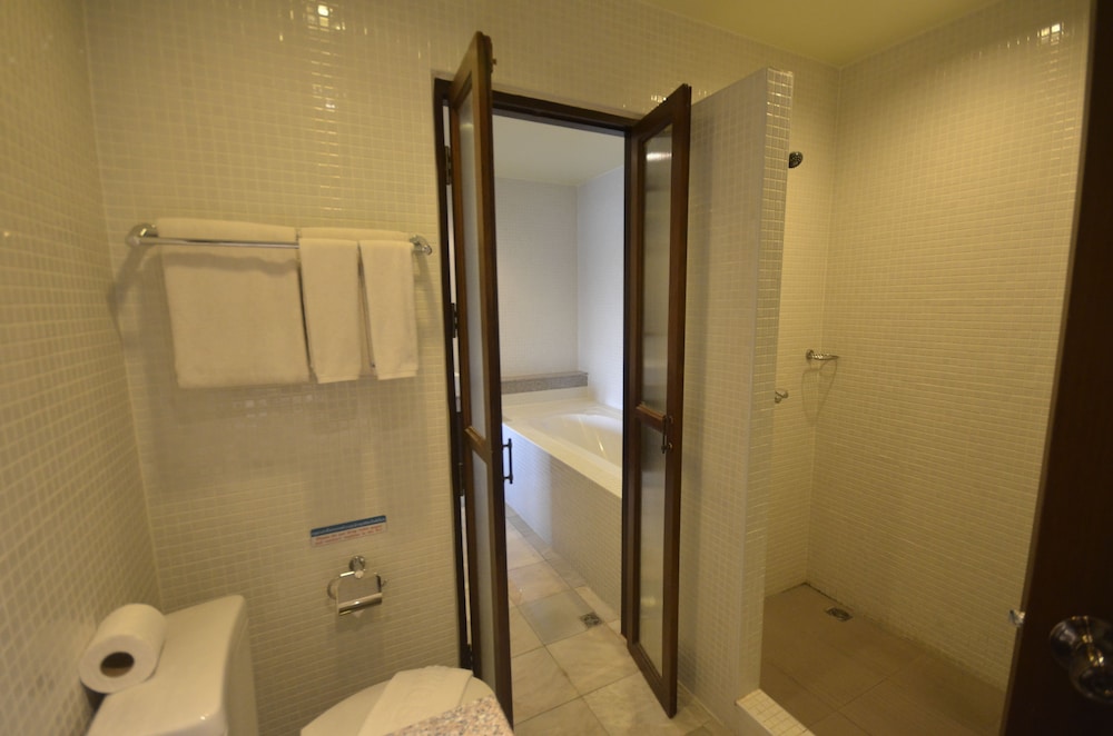 Sakorn Residence And Hotel 27/27