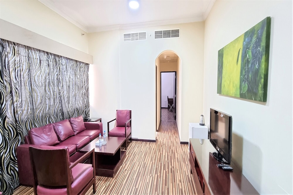 Grand PJ Hotel 30/48