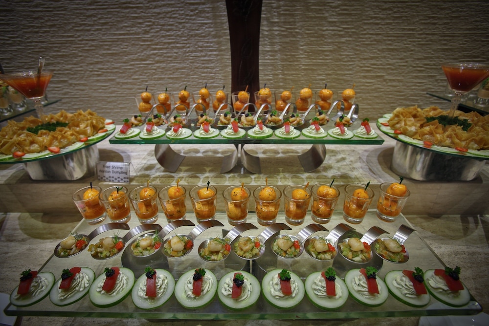 Limketkai Luxe Hotel 22/50