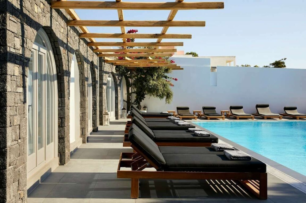 Kalisti Hotel And Suites 67/72