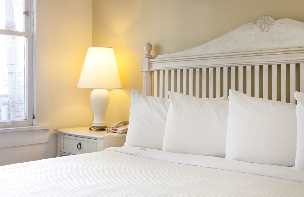 The Southernmost Inn - Adult Only photo3