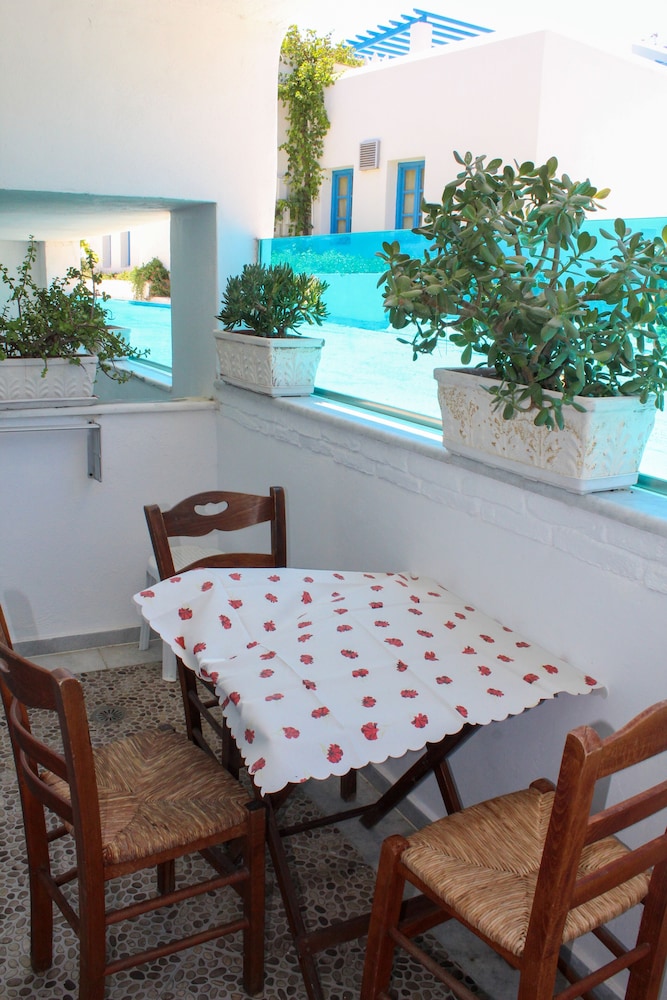 Sea View Apartments and Studios 46/50