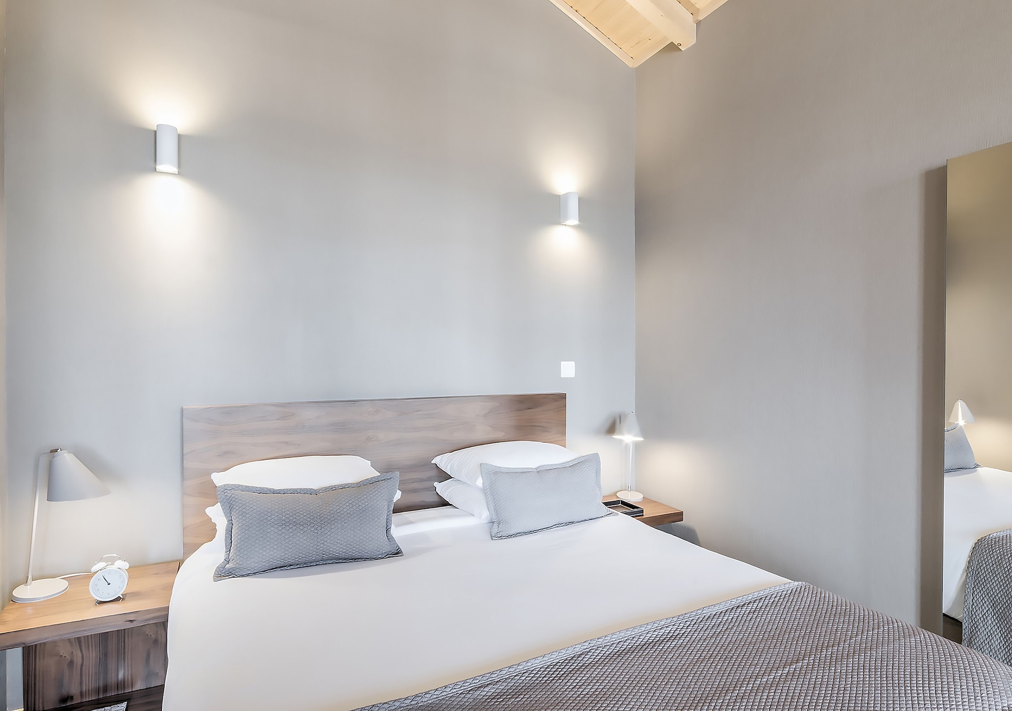 DELUXE, STUDIO, BALCONY