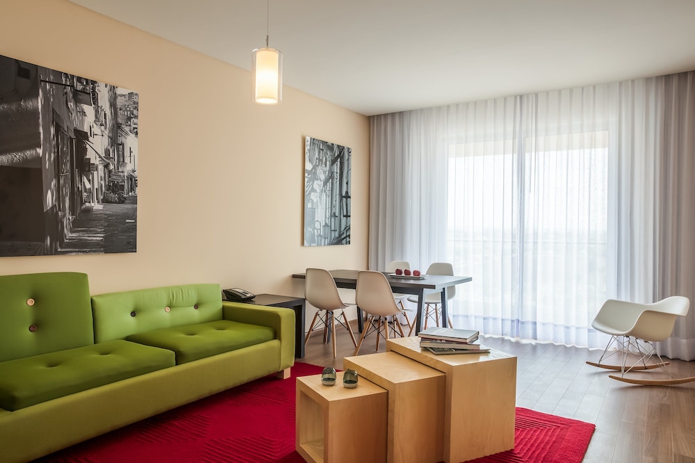 Fiesta Inn Silao Puerto Interior 24/72
