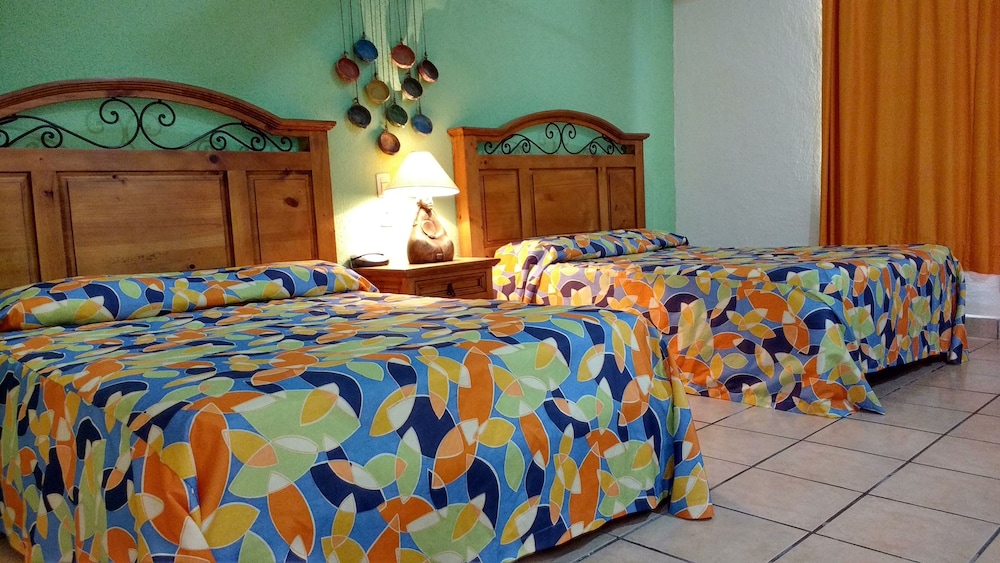 Hacienda Bugambilias 36/71