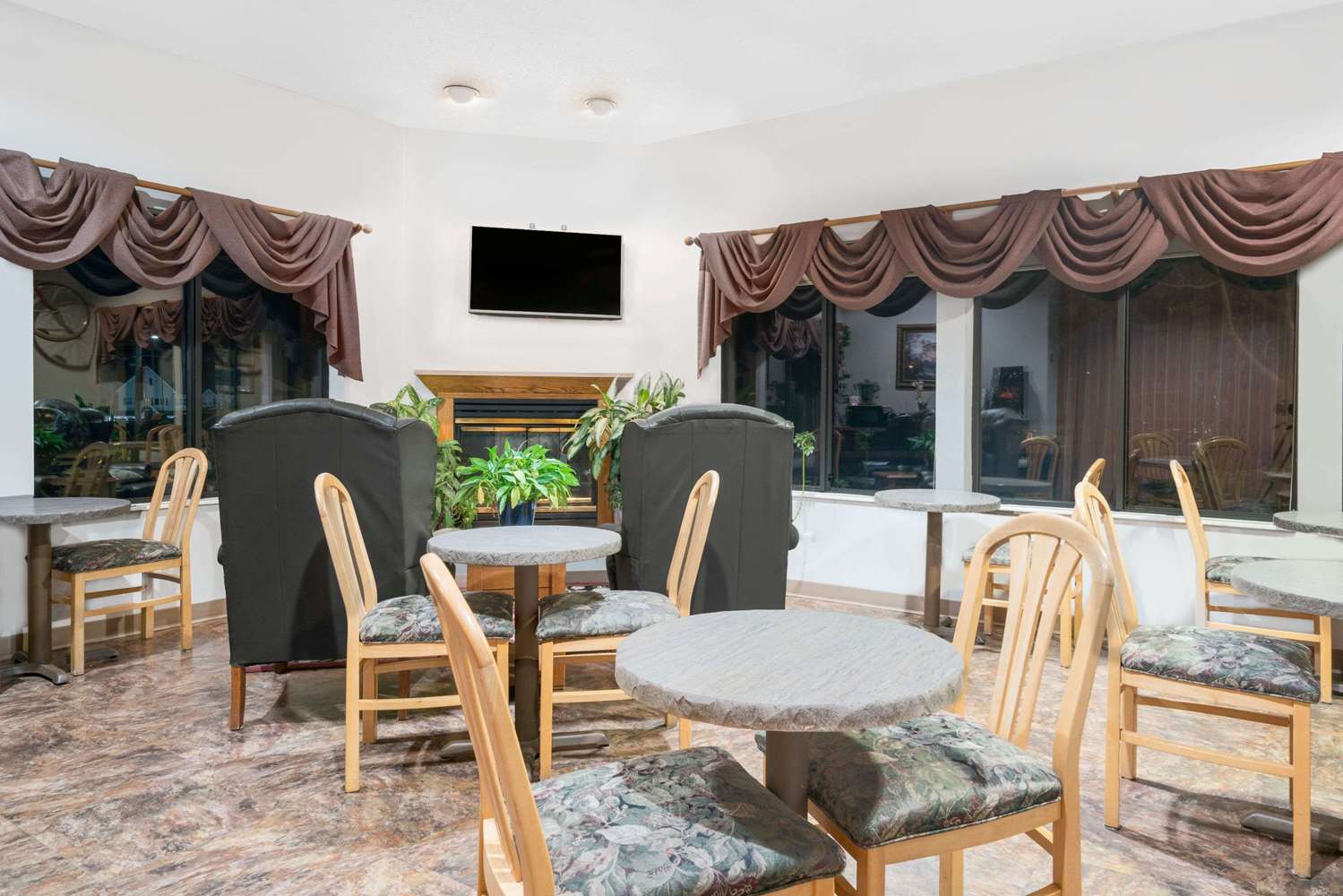 Super 8 By Wyndham Sparta 6/9