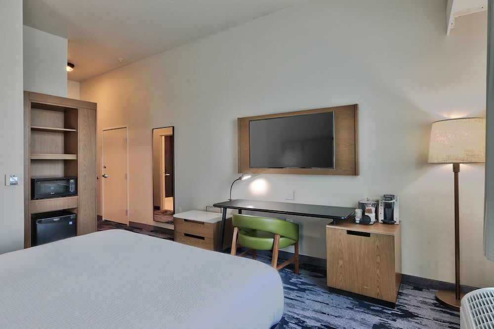 Fairfield Inn & Suites By Marriott Albuquerque North 7/32