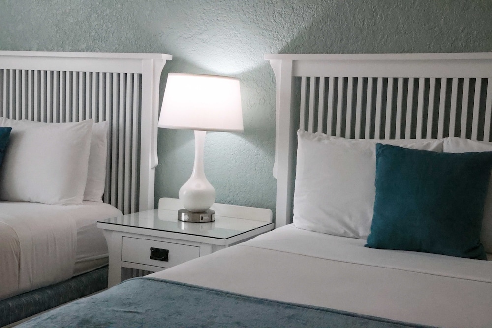 Hotel Carmel Santa Monica Hotel 35/52