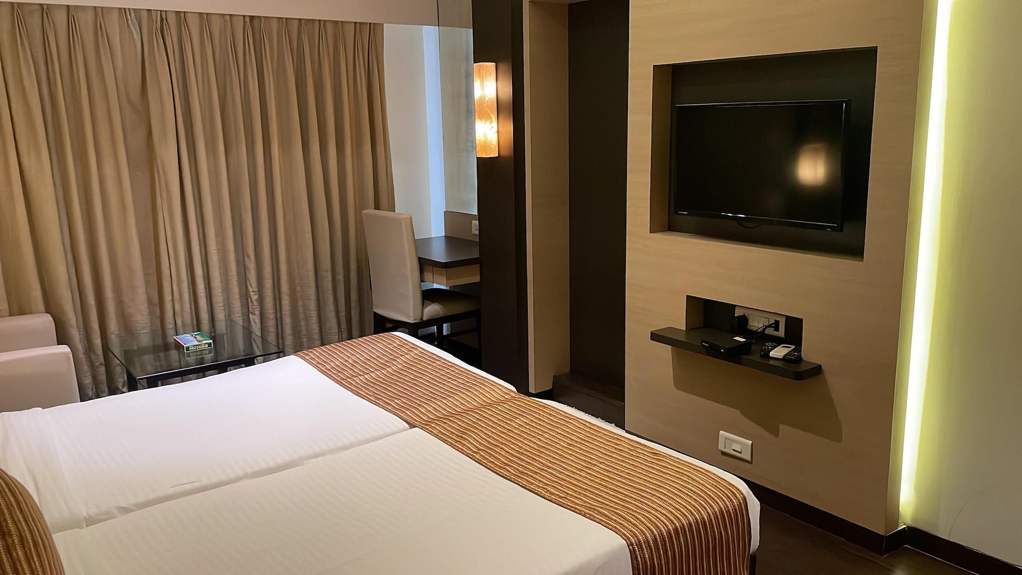 Galaxy Hotel 34/45