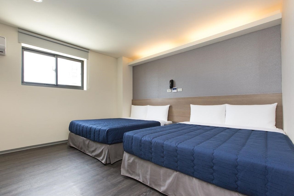 Bulowan Hotel 7/53
