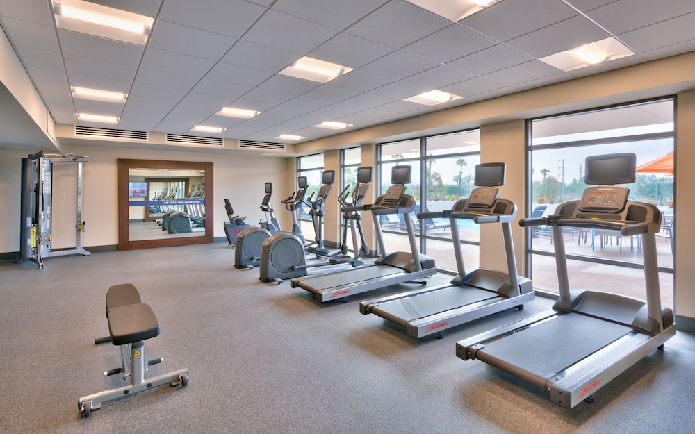 Hampton Inn Suites Anaheim Resort Convention Center 23/34