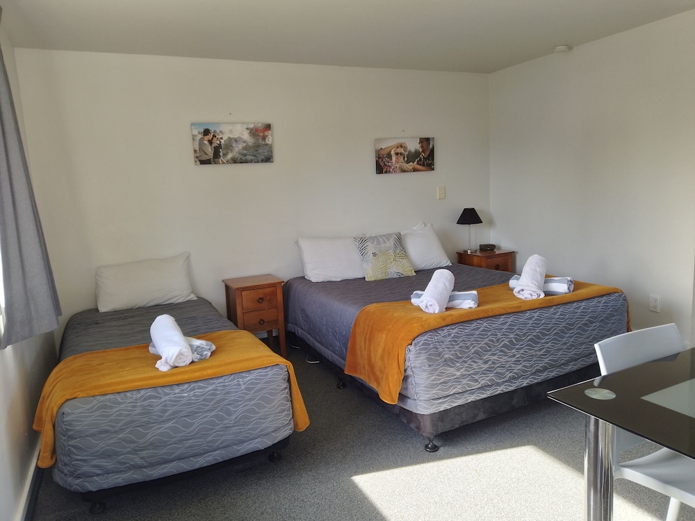 All Seasons Holiday Park 11/50