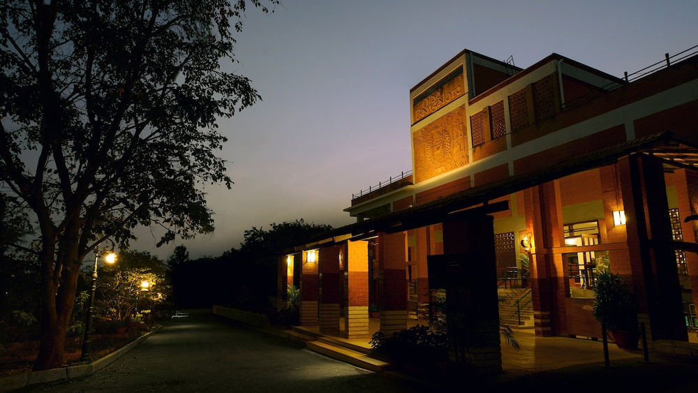 Olde Bangalore Resort and Wellness Center 2/50