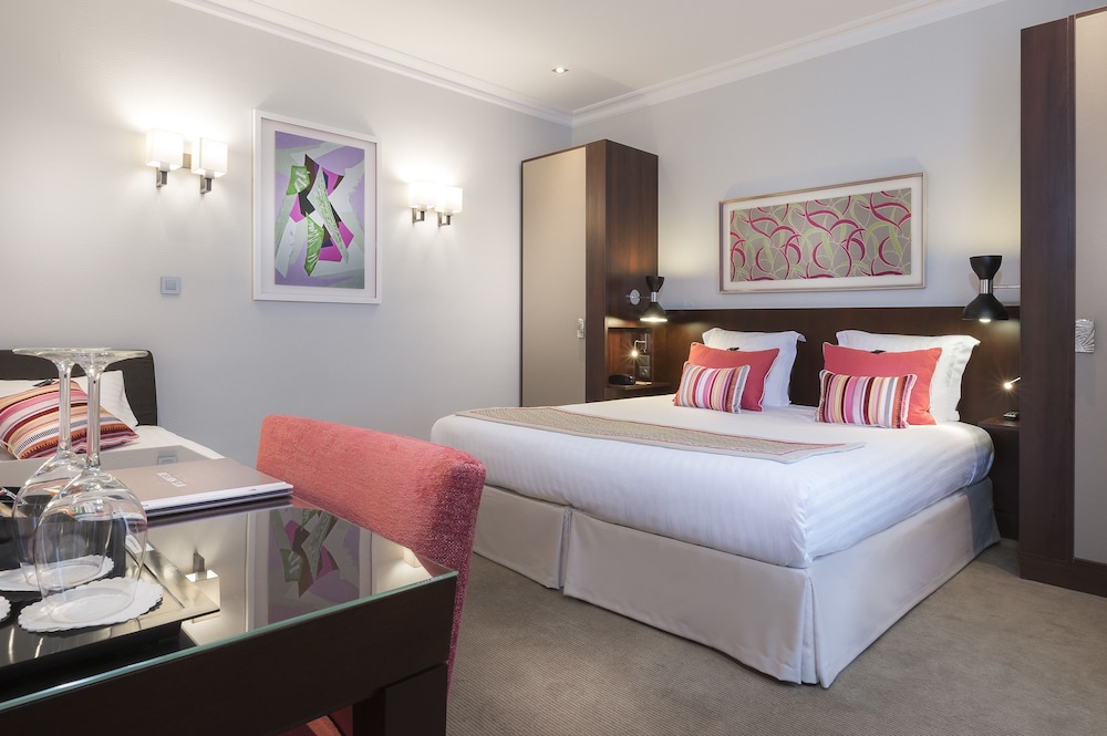 Montfleuri Hotel 35/60