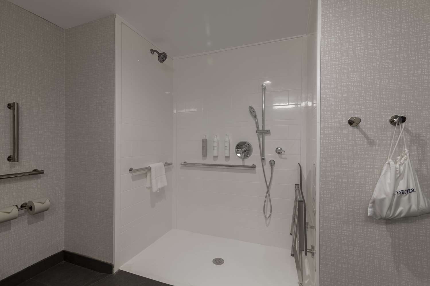 Hampton Inn Lincoln White Mountains 31/32