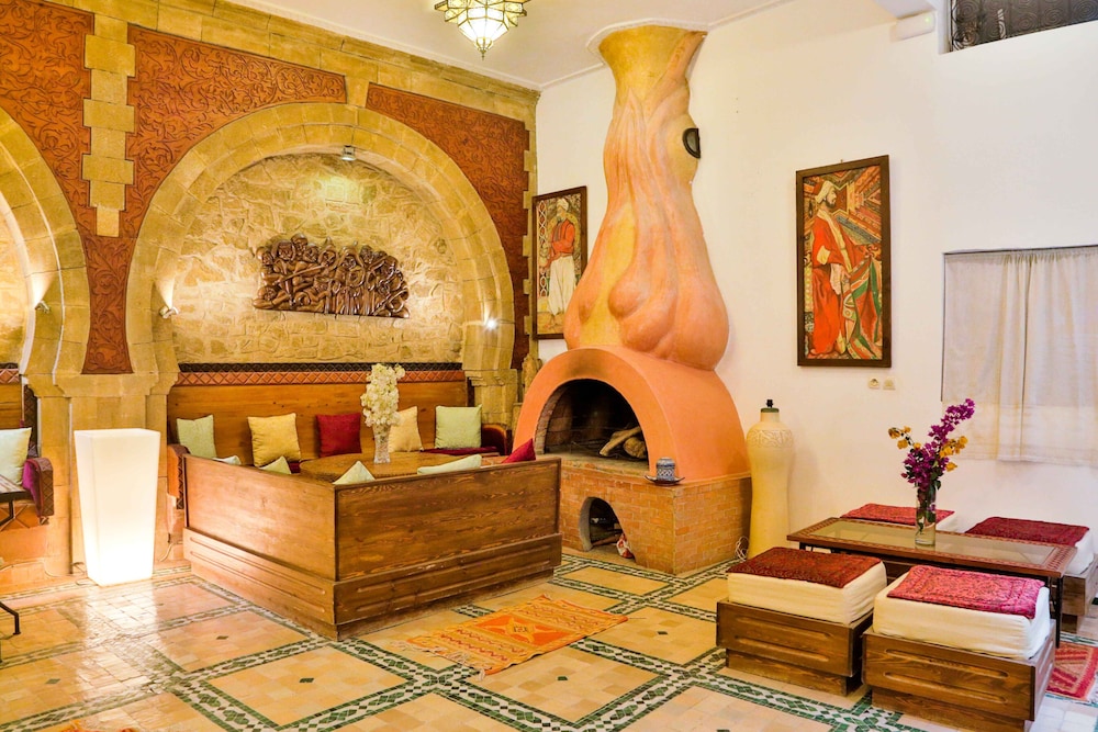 Riad Al Khansaa 45/70