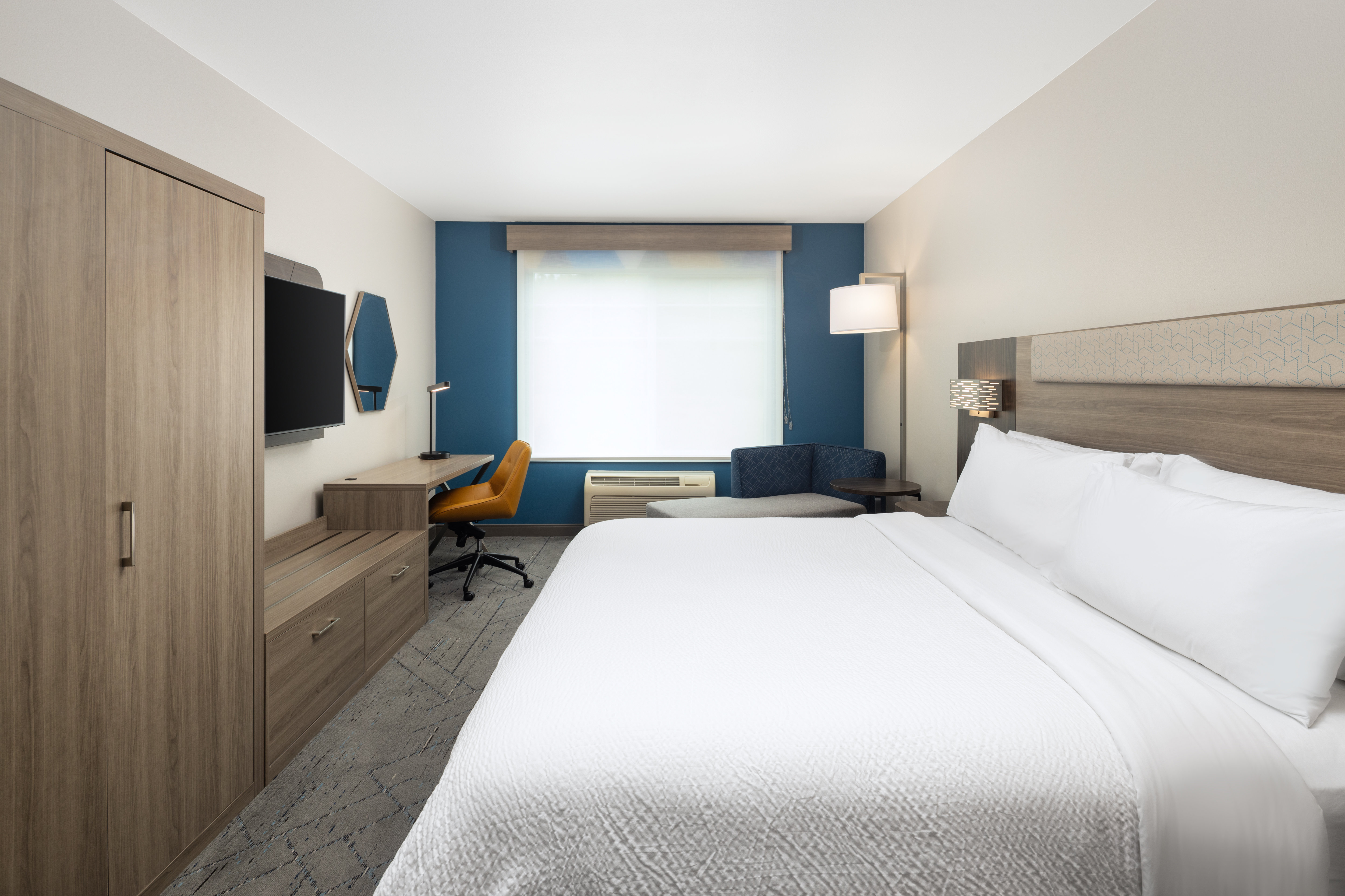 Holiday Inn Express Hotel & Suites North Sequim 19/77