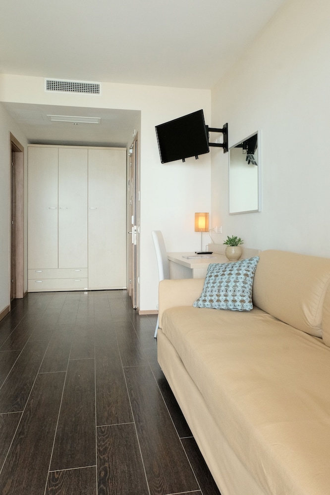 Hotel Orizzonte 15/50