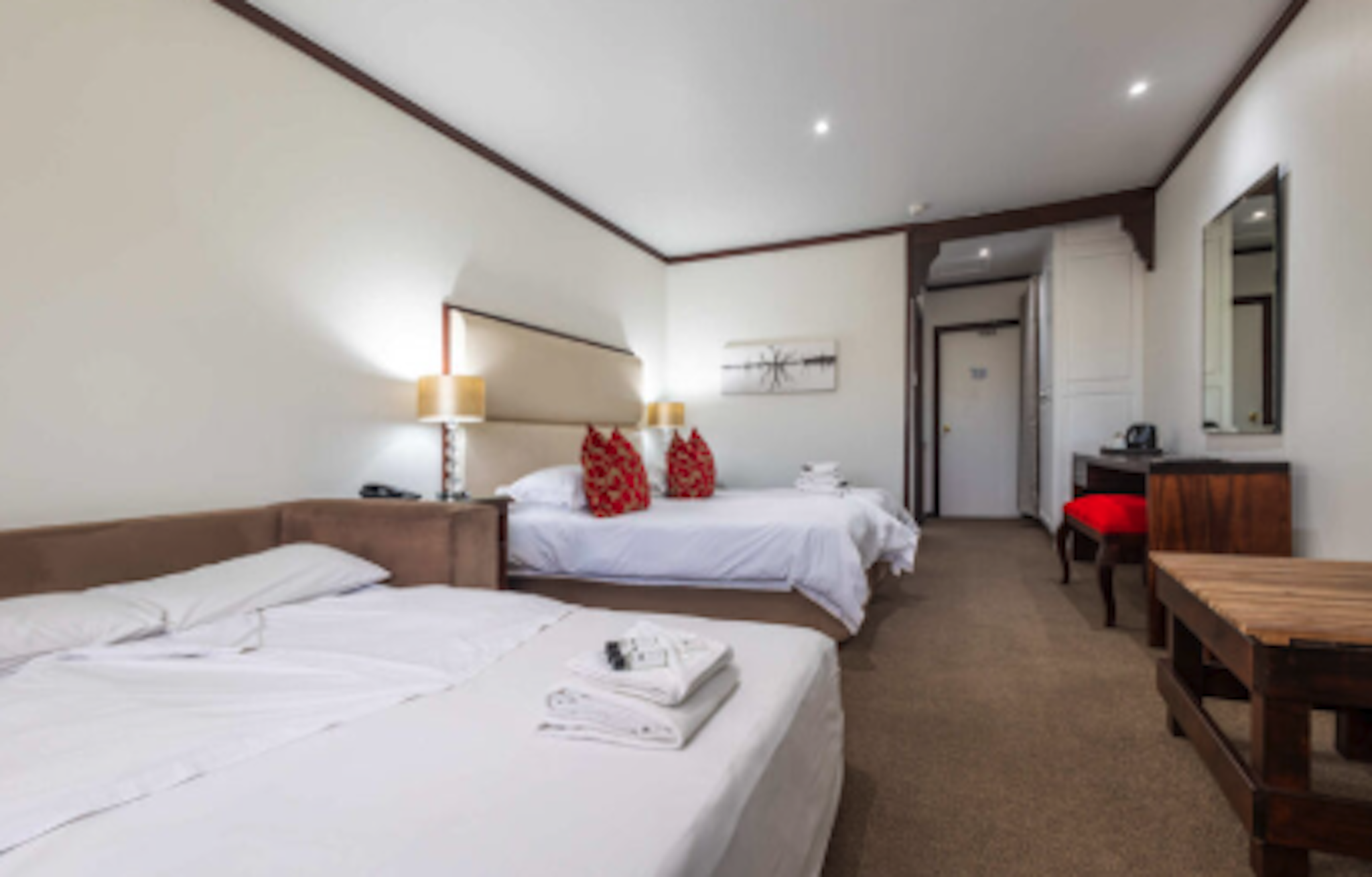 Knysna Log Inn 7/25