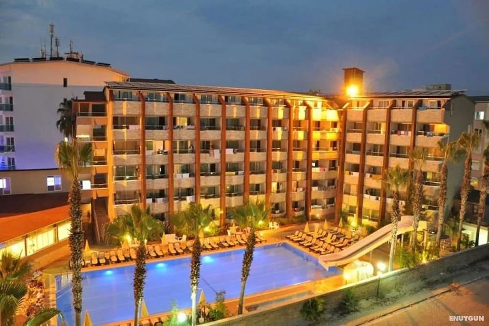 CLUB TESS HOTEL 4/47