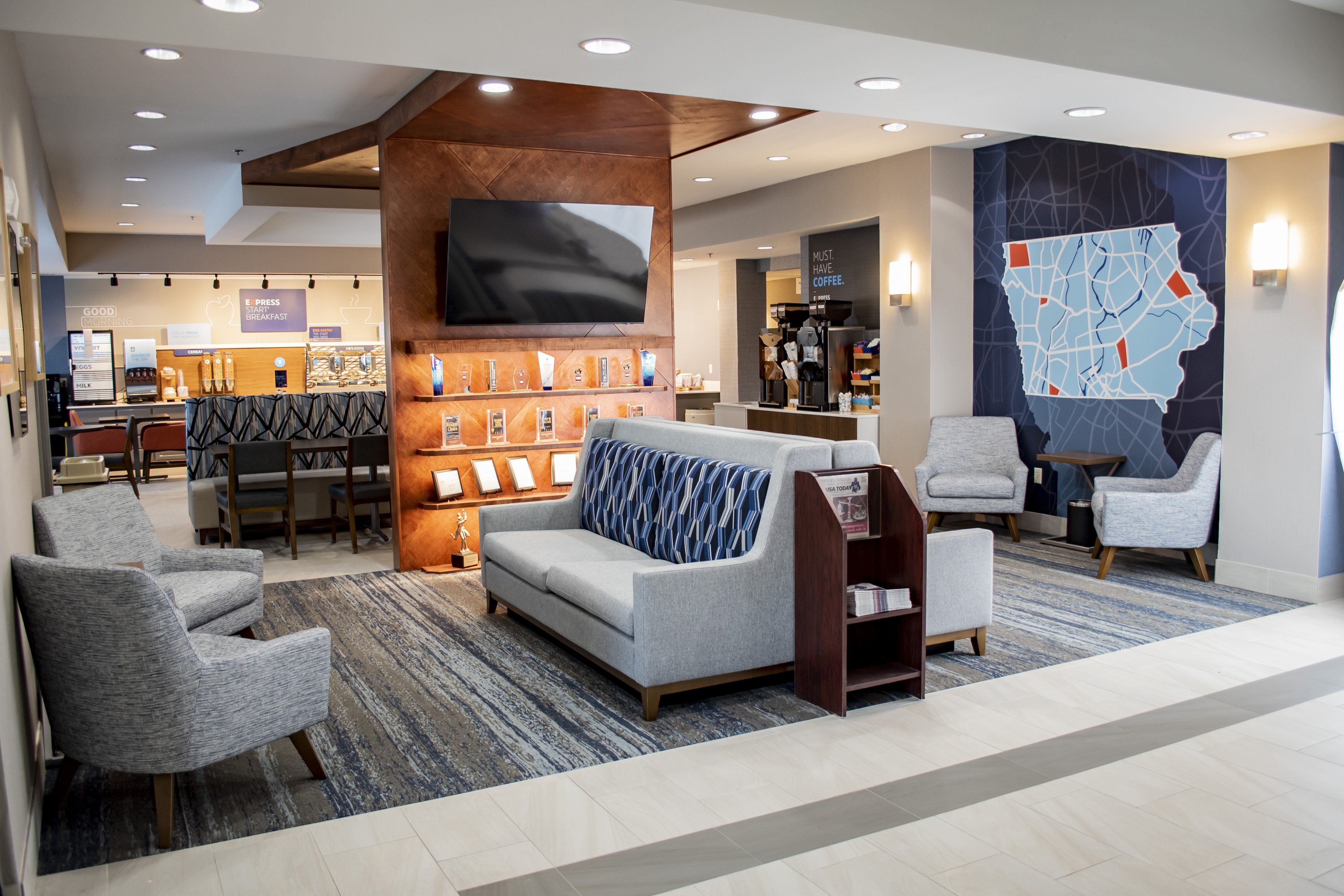 Holiday Inn Express Hotel And Suites Mason City 50/76