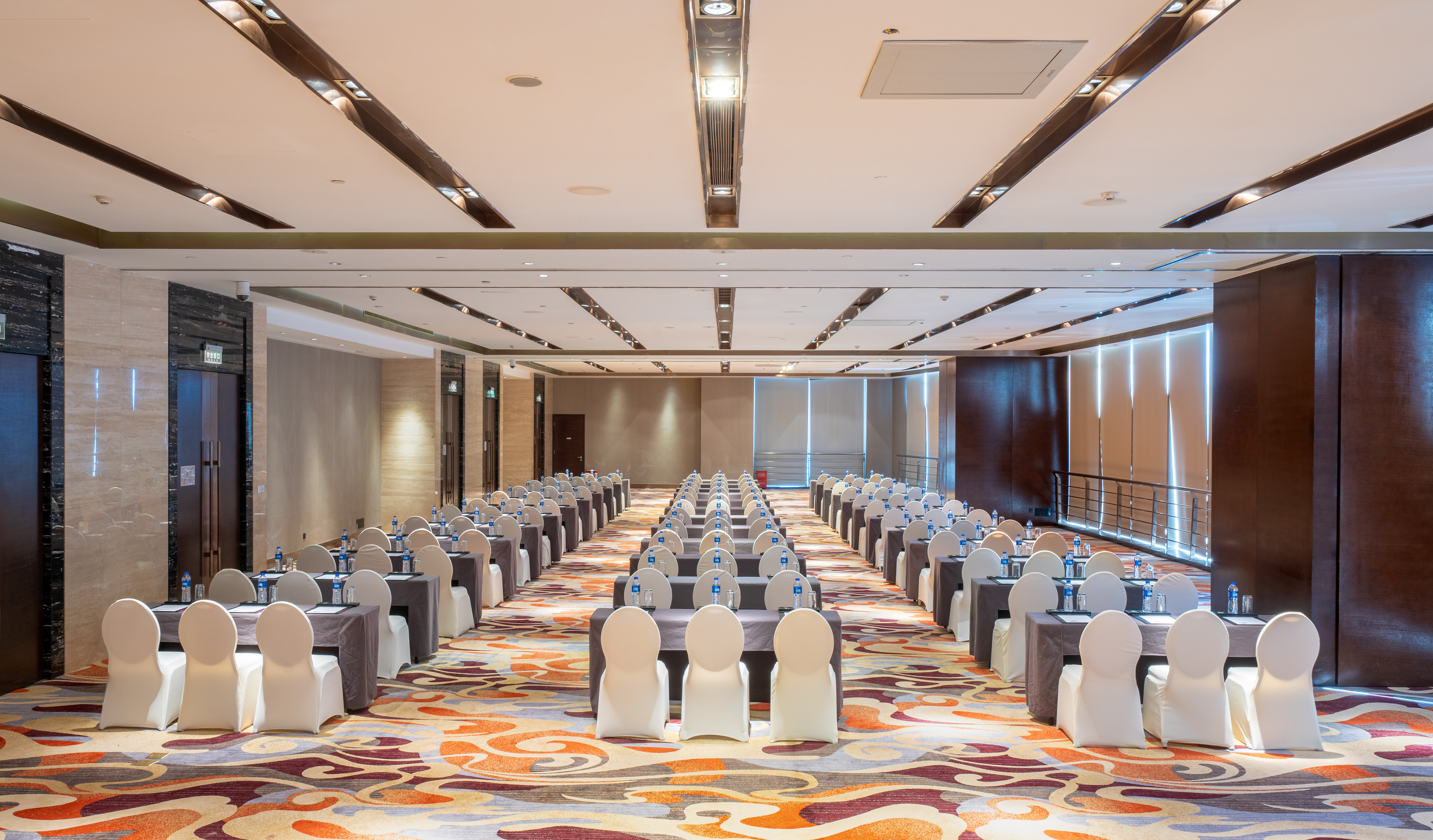 CROWNE PLAZA WUXI TAIHU 66/76