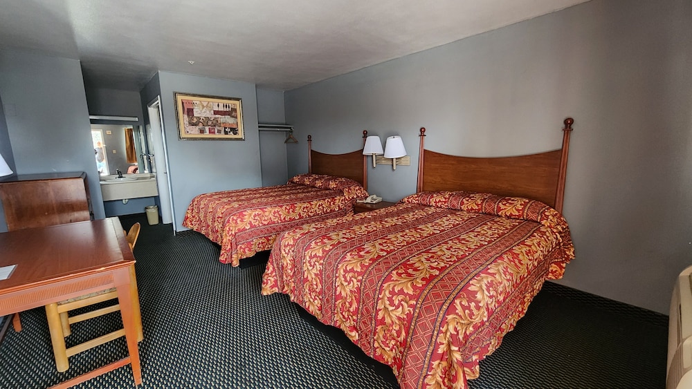 Benbrook Inn & Suites by Fort Worth I-20 13/34