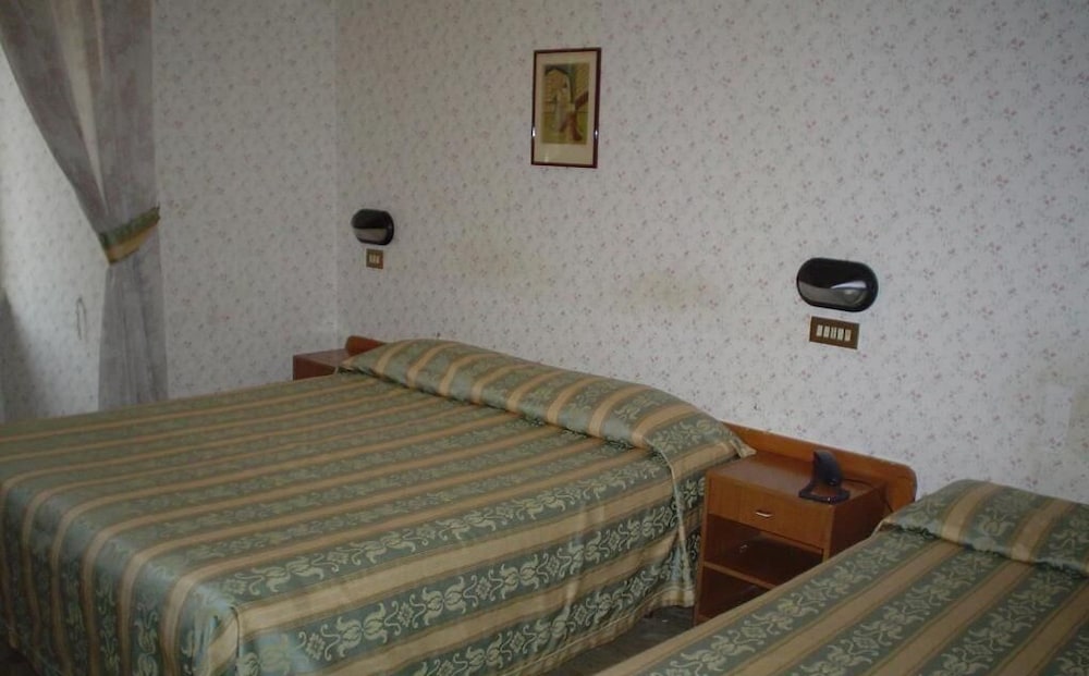Hotel Demetra Capitolina 23/29