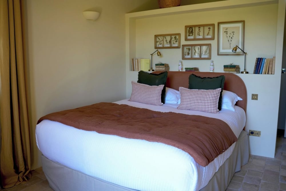 Villa, King Bed, Vineyard View